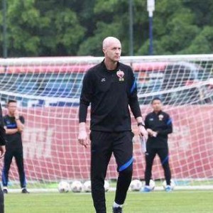 世界杯在线足球直播-深圳成本赛季中超首支换帅队 其他队有跟上的吗？